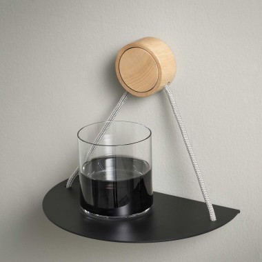 Wall-mounted single shelf -...