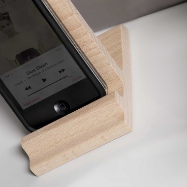 ipad support in beechwood