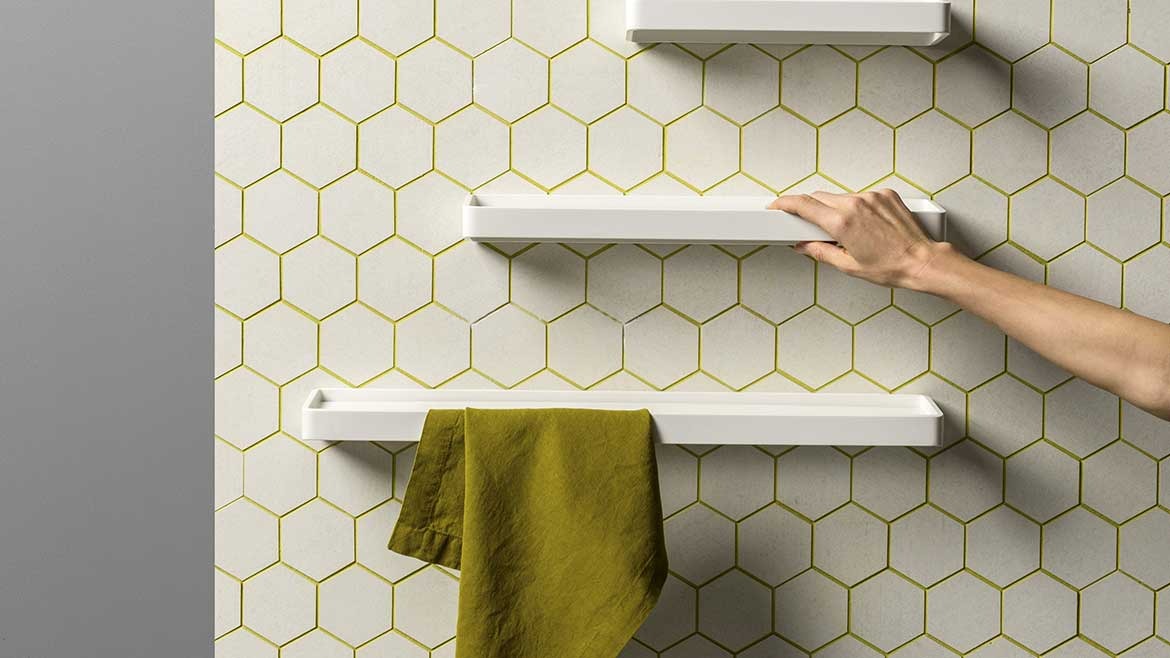 Mensole design bagno: il concept e l’ideazione raccontati da Monica Graffeo